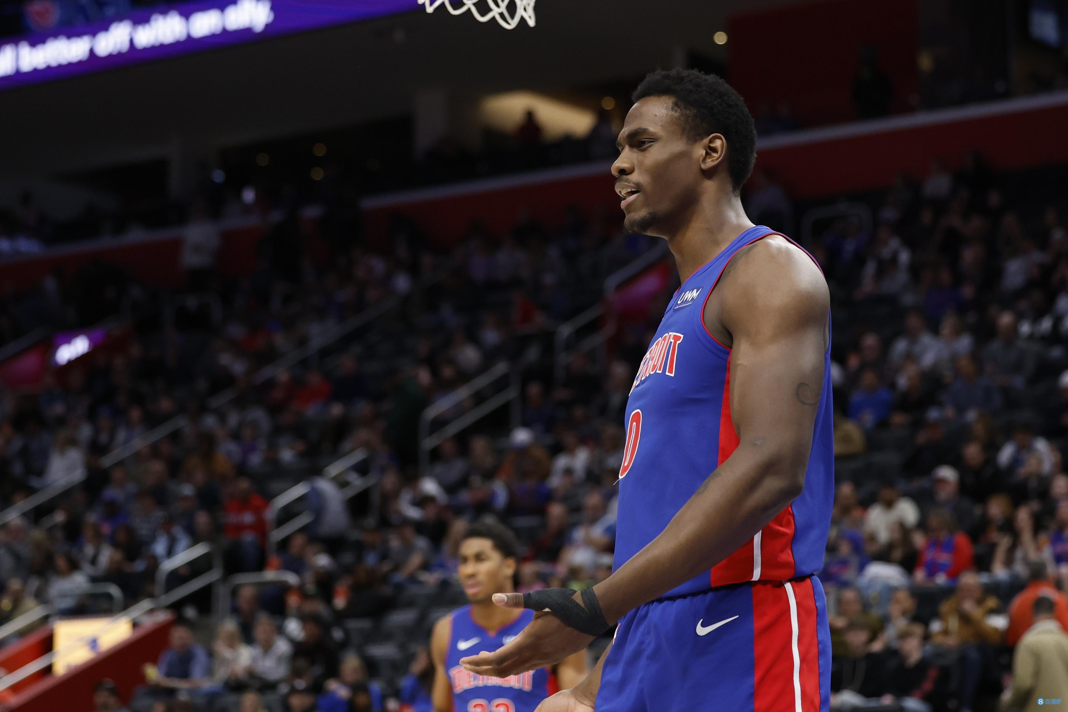 赛场上继续 赛场上继续