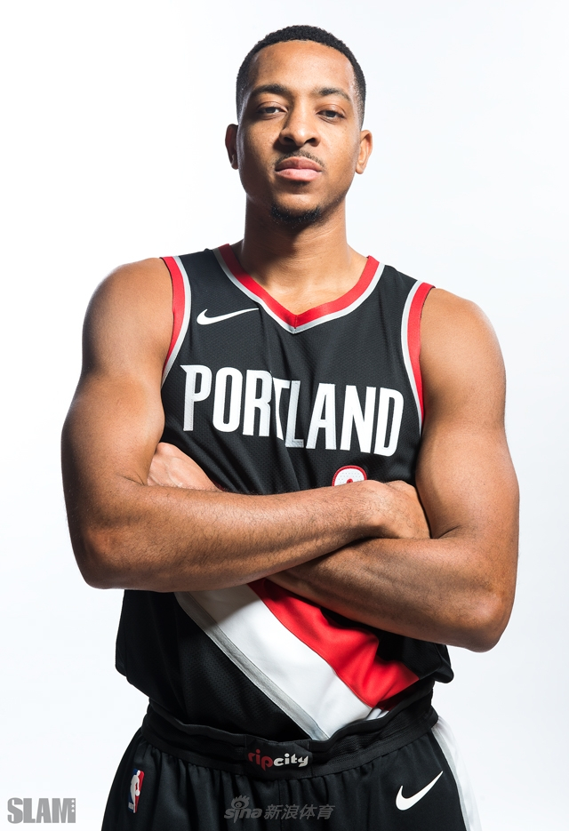 却罕见地在 却罕见地在