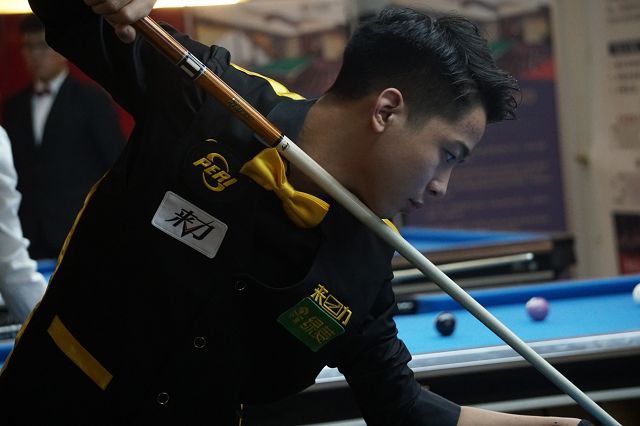 低迷表现的 低迷表现的