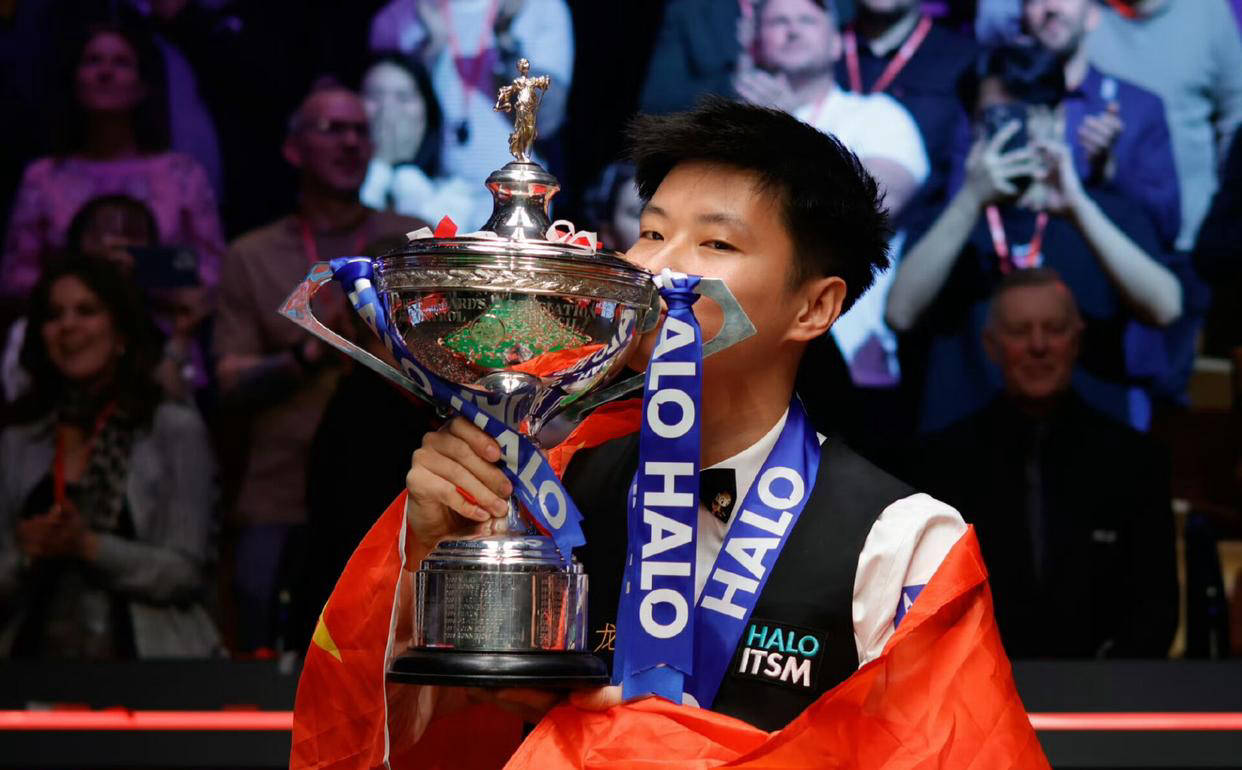 用VR设备 用VR设备