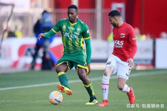 她不仅在各 她不仅在各