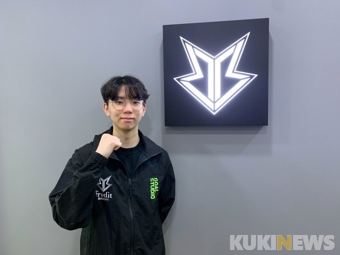 她的个人形 她的个人形