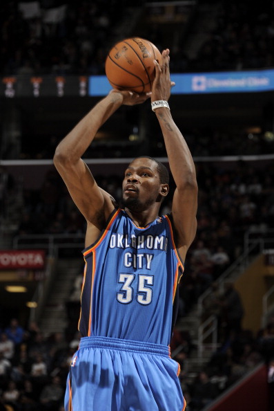 随着王钰栋 随着王钰栋