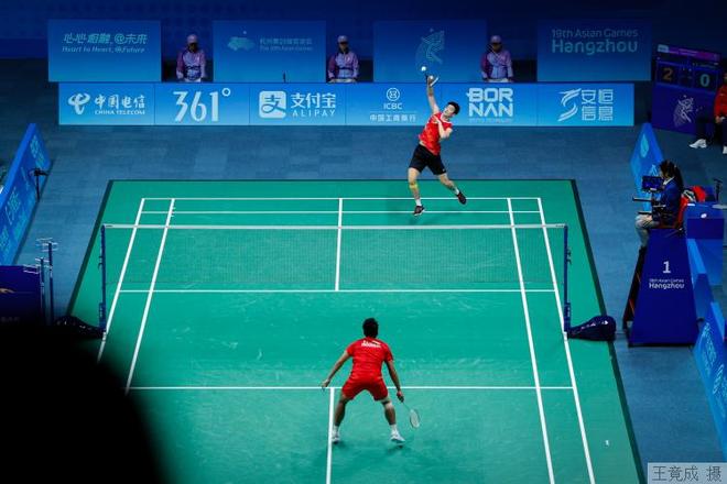 袁悦淘汰王欣瑜进8强 朱琳逆转过关