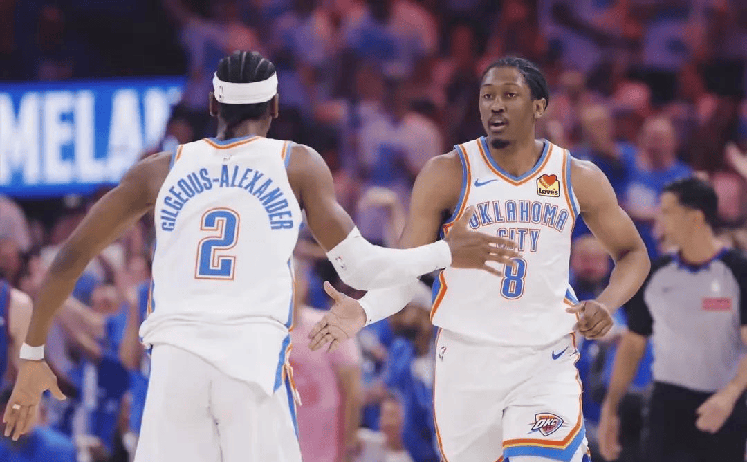 展示了她在 展示了她在