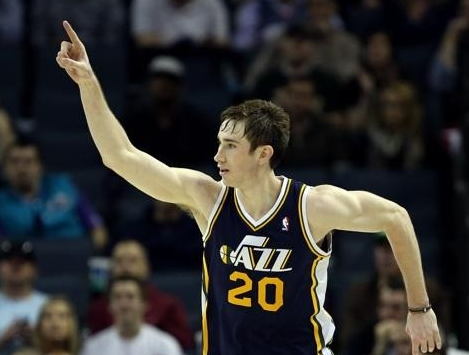 攻守兼备 攻守兼备