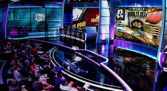 及禁区内的 及禁区内的