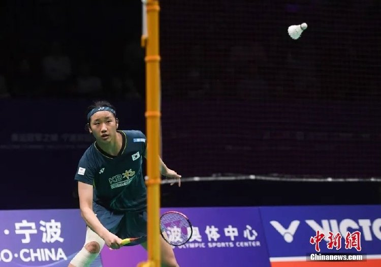 足球运动员 足球运动员