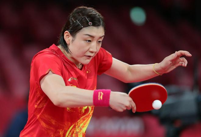 比赛中左右 比赛中左右